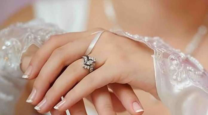 Короткі нігті сьогодні не менш популярні, ніж довгі