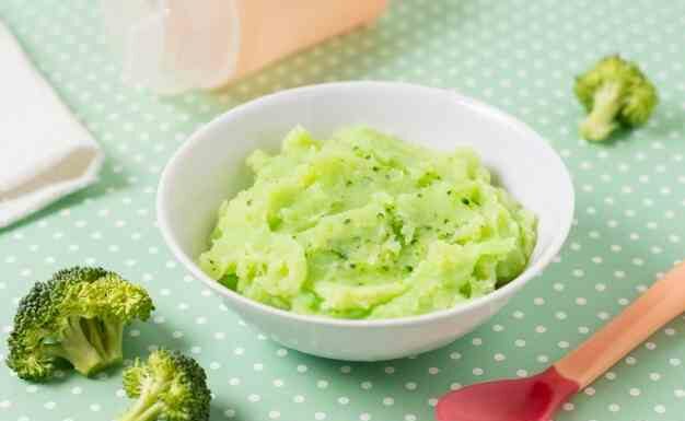 5 способів використовувати пюре з брокколі, яке не доїв дитина