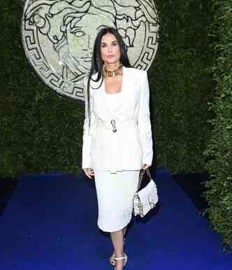 Стрес, біль і сльози: хто із зірок пережив важке розставання