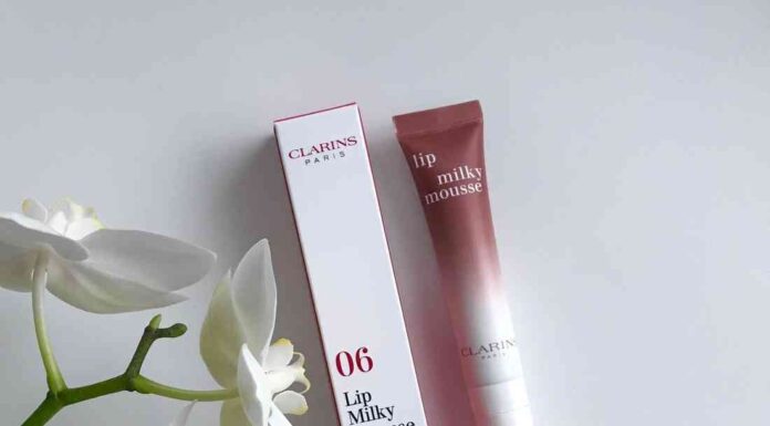 Жодного разу не блискучий блиск, який хотіла викинути: clarins lip milky mousse #06
