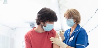 O partidarismo prejudica a saúde pública: um sistema em crise