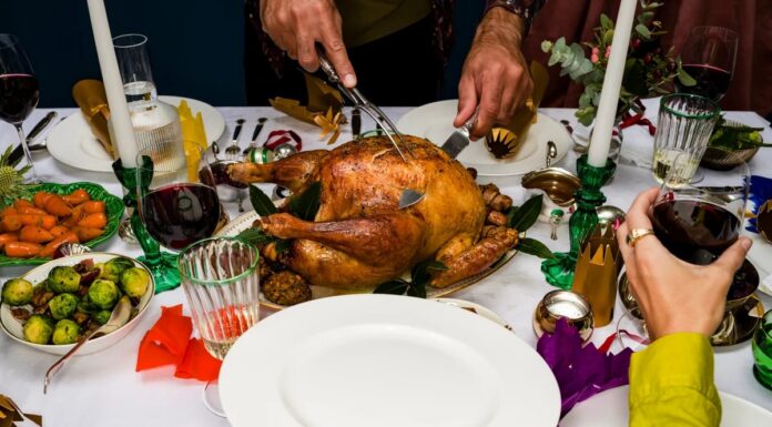 Пропуск їжі перед Днем подяки: чому це спричиняє проблеми з вашим кишечником