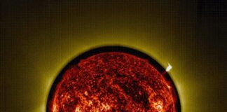 Ostré sluneční erupce zachycené v nových záběrech ESA