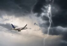 Как Пилоты Обходят Грозы – и Что Происходит, Когда Это Невозможно
