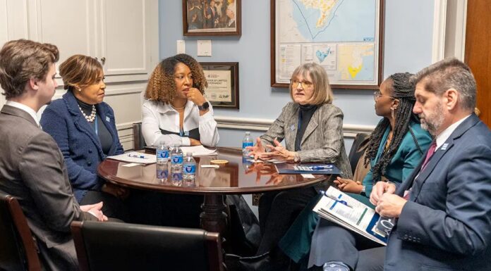 Керівники Округ Вимагають Освітньої Реформи, Заснованої на Даних