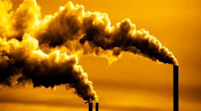 Адміністрація Трампа скасовує знакове правило про клімат, загрожуючи громадському здоров’ю та цілям зі скорочення викидів