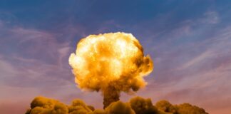 Strategi vs. Bertahan Hidup: Bisakah Teori Permainan Mencegah Bencana Nuklir?