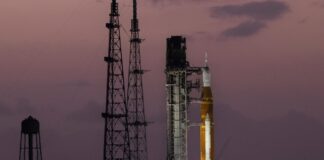 NASA znowu zmienia plany: Artemis 3 stanie się próbą generalną na orbicie